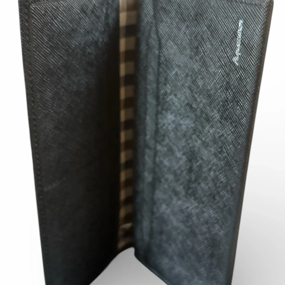 Aquascutum Leather Continental Wallet – New Without Tags - Picture 6 of 9
